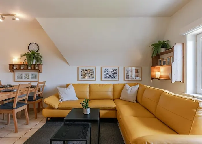 Casiola - Centrally Located In * De Haan