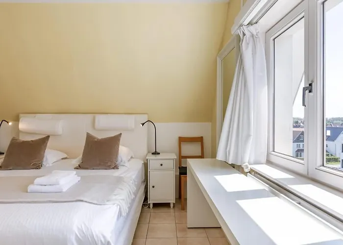 Casiola - Centrally Located In Lägenhet De Haan