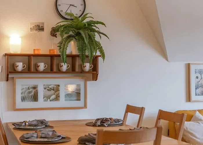 Casiola - Centrally Located In * De Haan