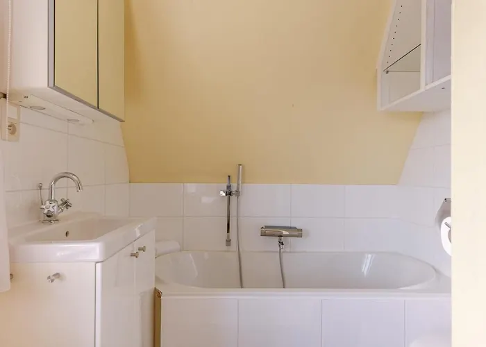 Lägenhet Casiola - Centrally Located In *